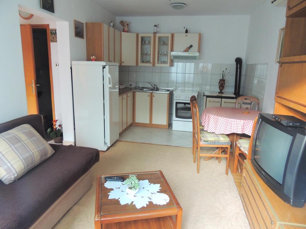 Apartment In Novi Vinodolski 15274 Povile Dış mekan fotoğraf