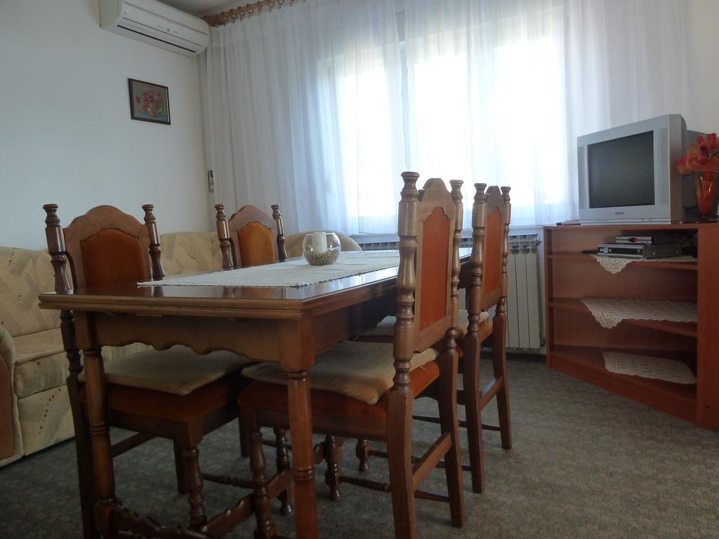 Apartment In Novi Vinodolski 15274 Povile Dış mekan fotoğraf