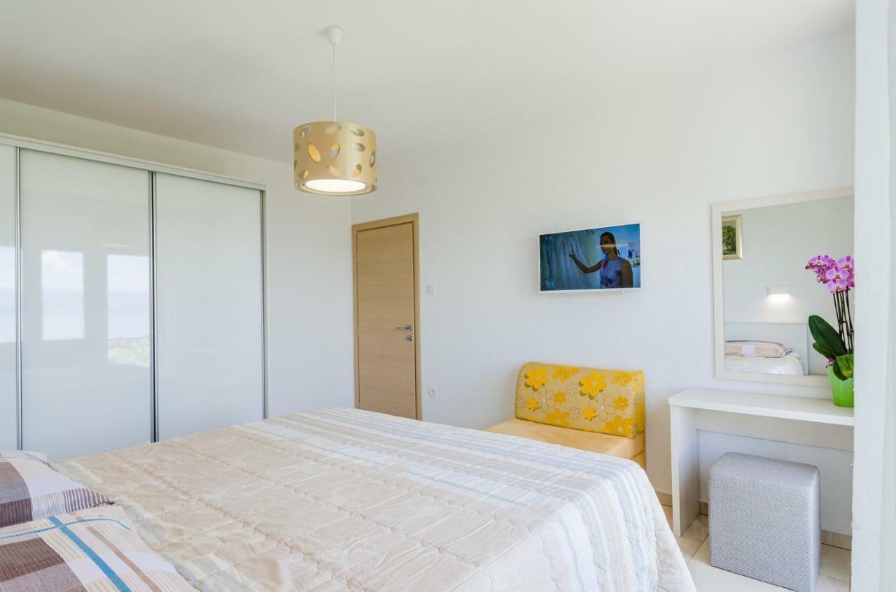 Apartment In Novi Vinodolski 15274 Povile Dış mekan fotoğraf